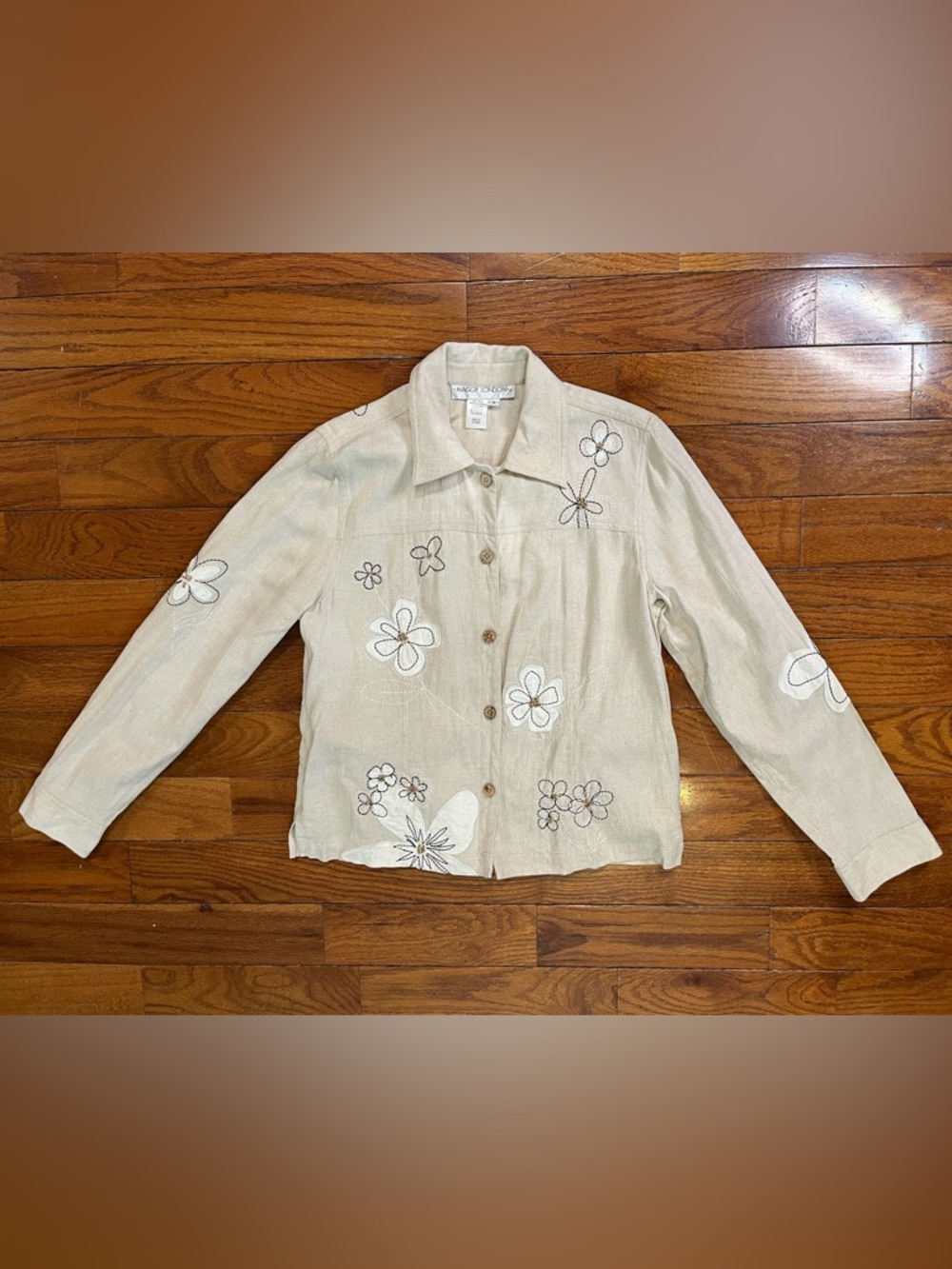 Maggy London Floral Embroidered Linen Blend Top Women’s S Beige Cottagecore